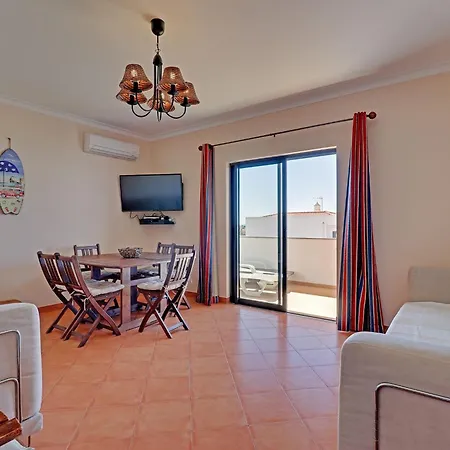 Secret Garden 1 And Pool By Homing Apartmán *