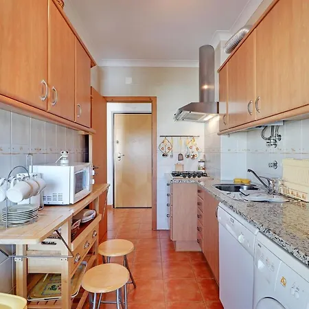 Apartment Secret Garden 1 And Pool By Homing Pêra